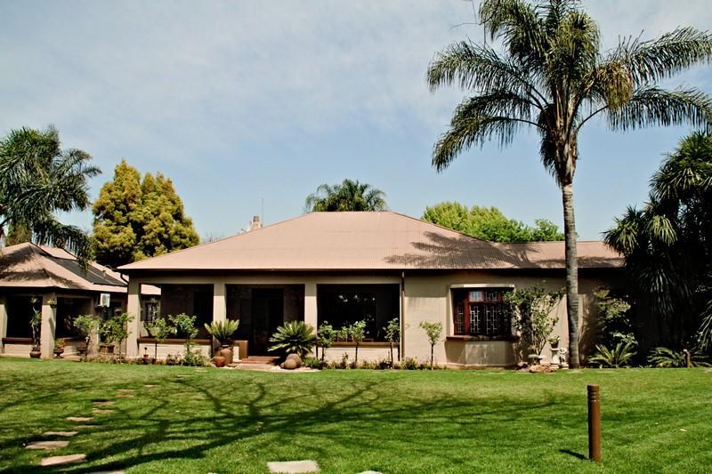 Holme Lea Manor Bed & Breakfast Piet Retief Dış mekan fotoğraf