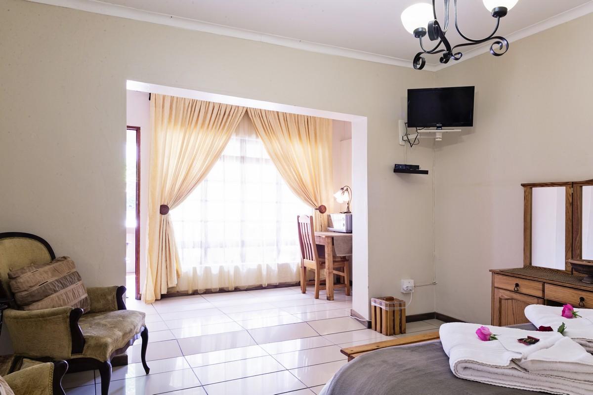 Holme Lea Manor Bed & Breakfast Piet Retief Dış mekan fotoğraf